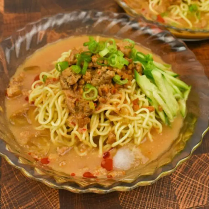 Cold tantanmen made with Sesame Hiyashi Chuka topping with pork garnish