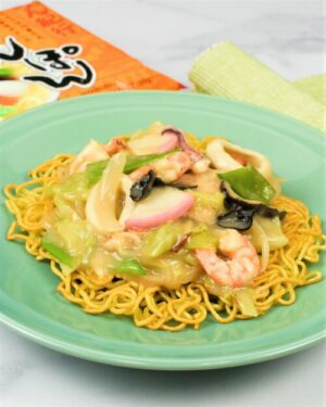 Sara Udon (a regional dish of Nagasaki) made with Myojo Nagasaki Champon, the crispy noodles topping with vegetable and seafood