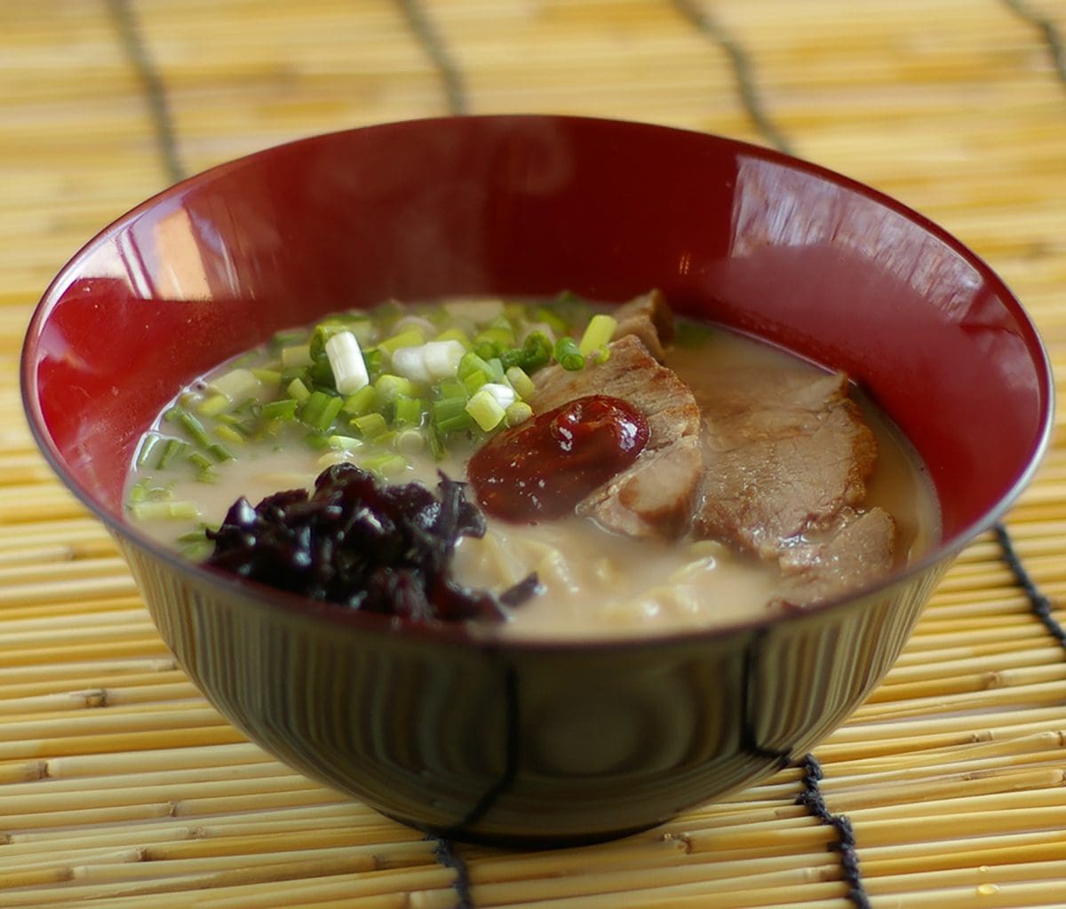 Ichiran-style tonkotsu ramen (ichiran ramen) topping with spicy red miso