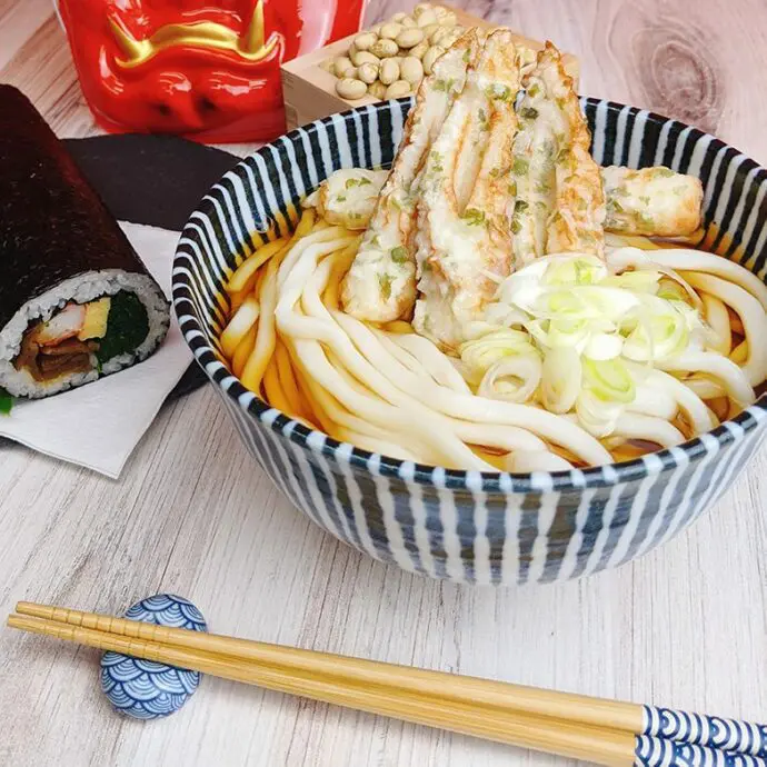 Original flavor udon topping with isobe-age (a deep-fried fish cake with aonori, green laver)