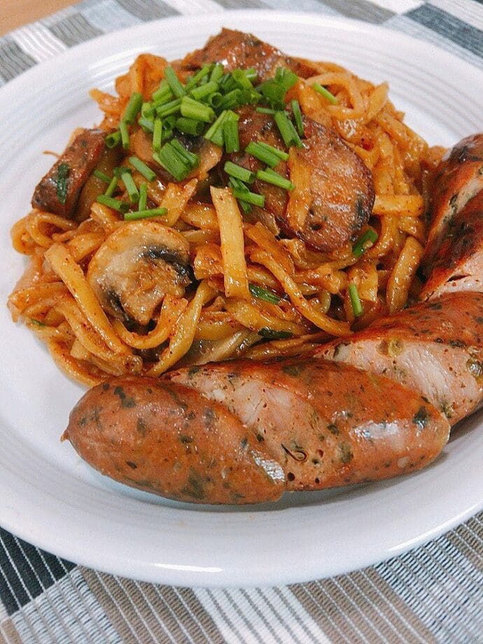 Habanero Yakisoba with Spicy Sausage