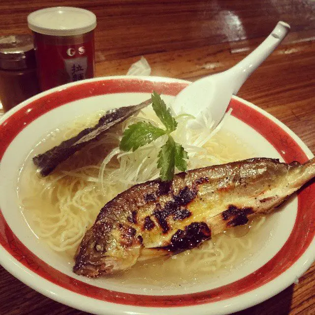 鮎ラーメン