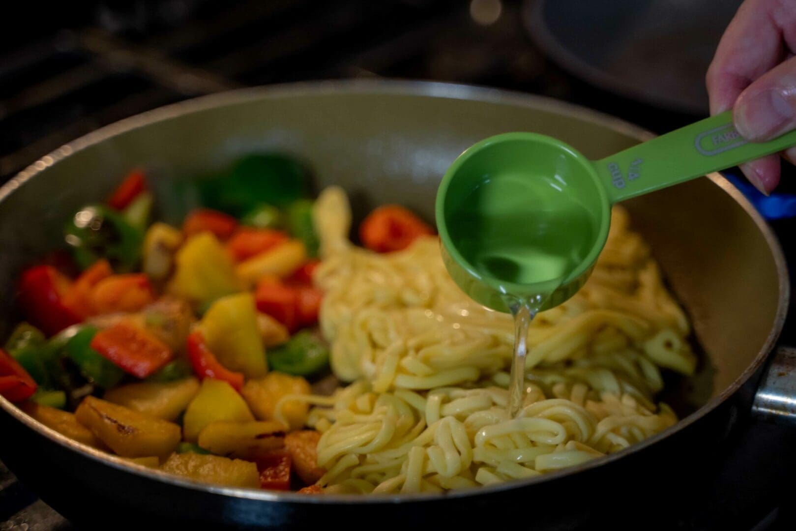 Pineapple yakisoba